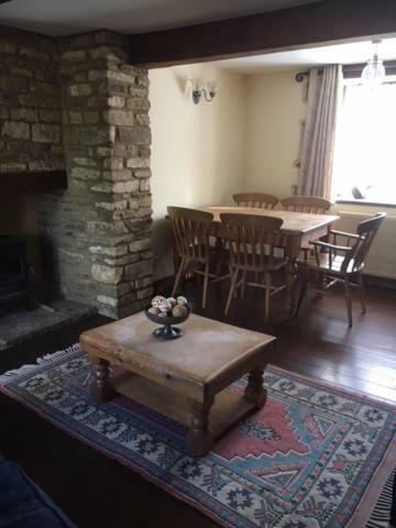 The Forge Villa Corsham Esterno foto